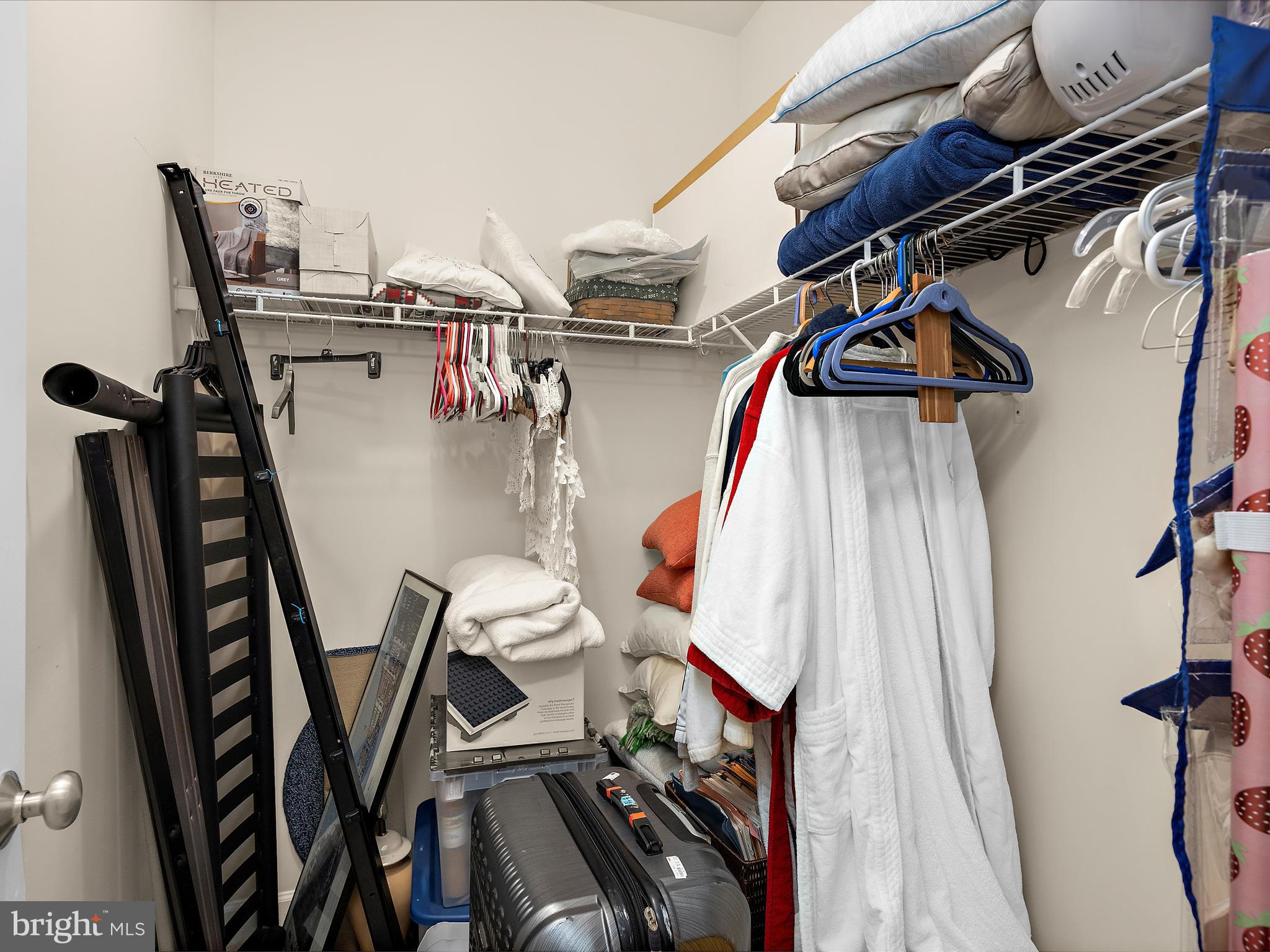 TWO RIVERS - Residential