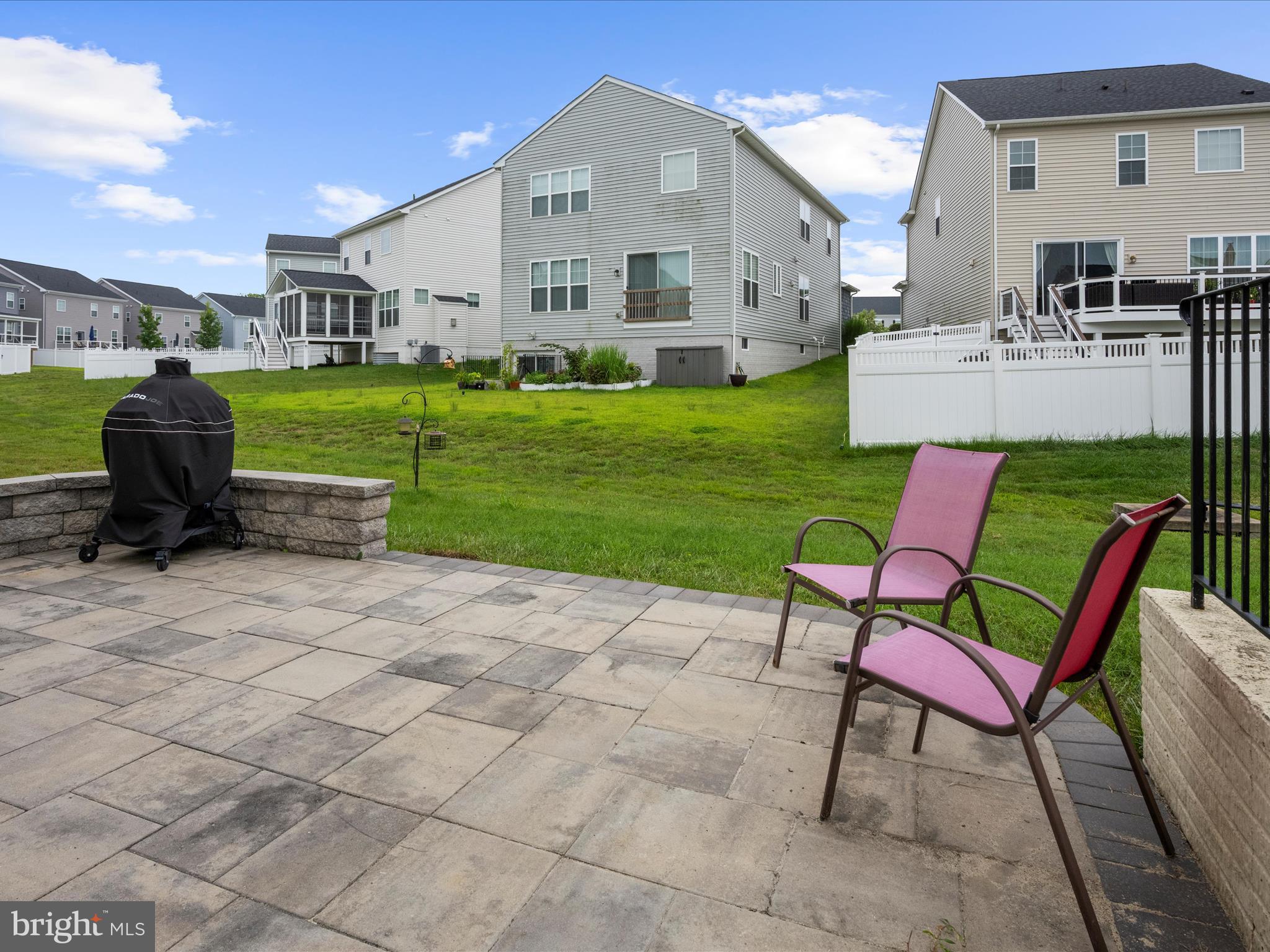 TWO RIVERS - Residential