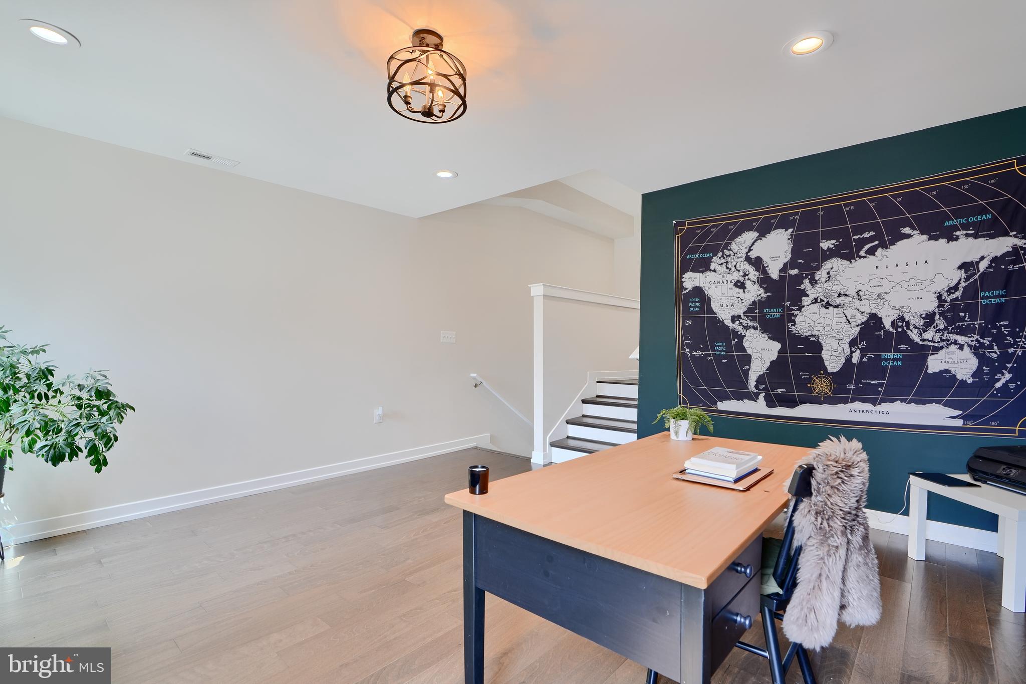 MARBLE HILL - Residential