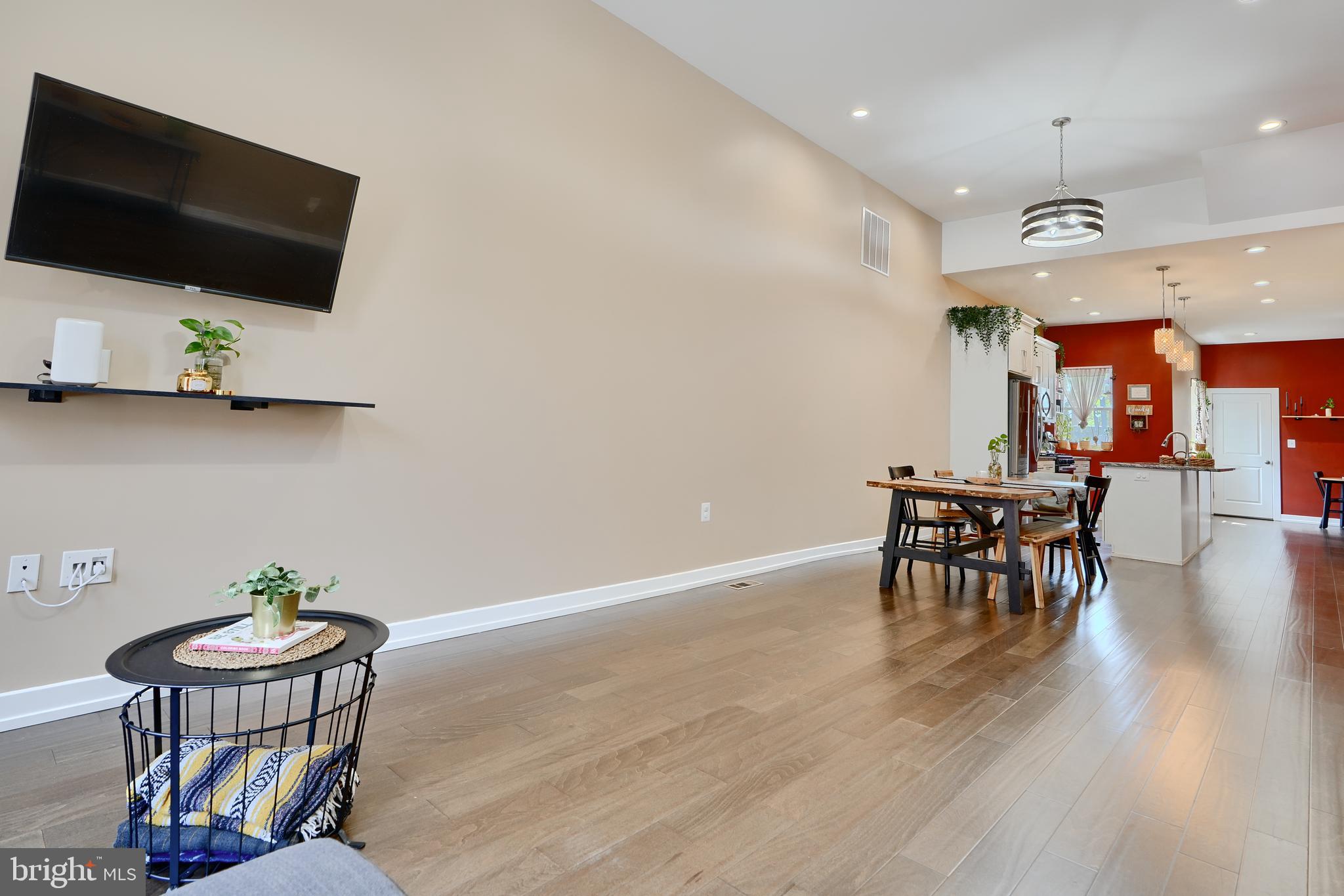 MARBLE HILL - Residential