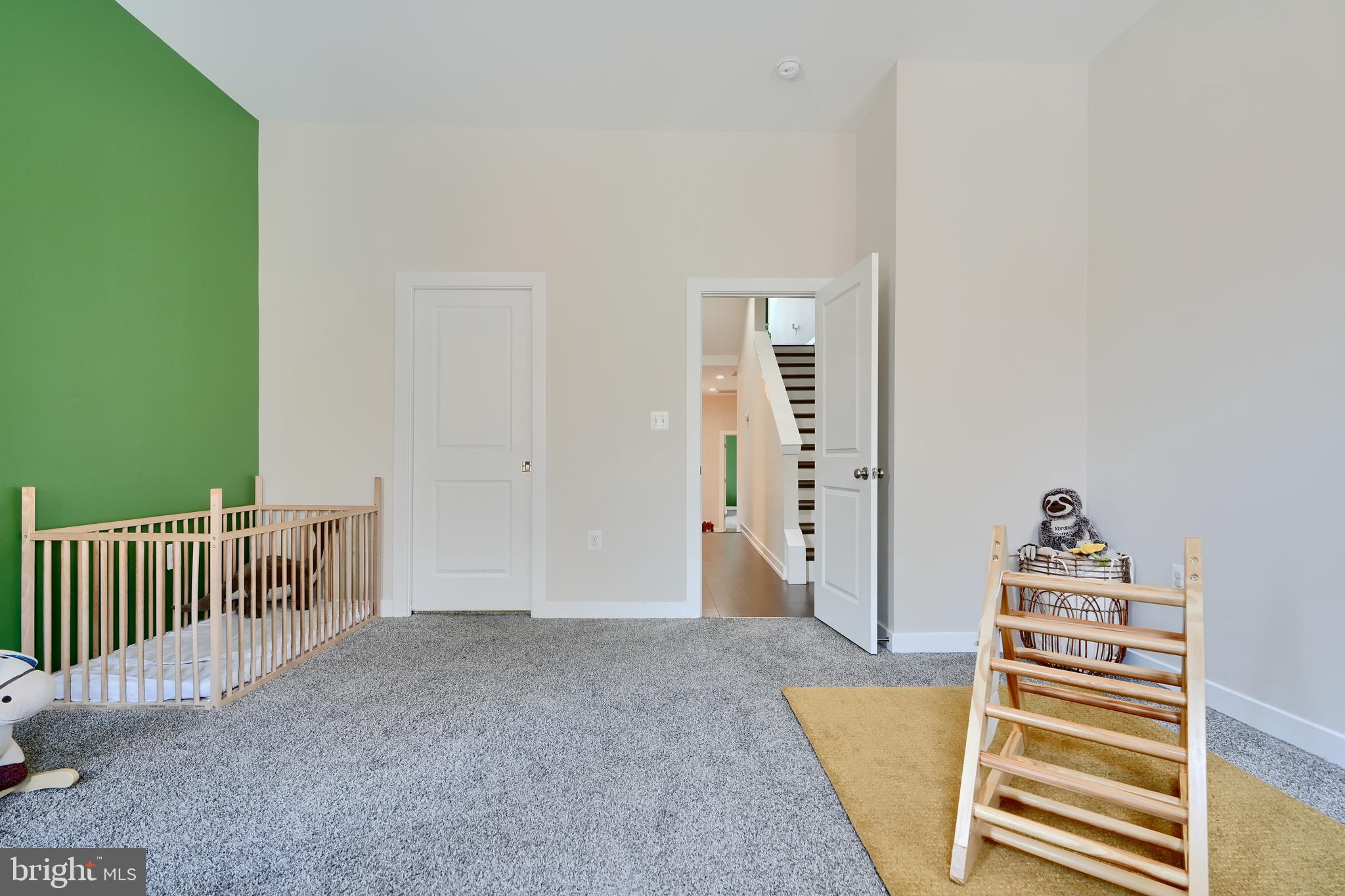 MARBLE HILL - Residential
