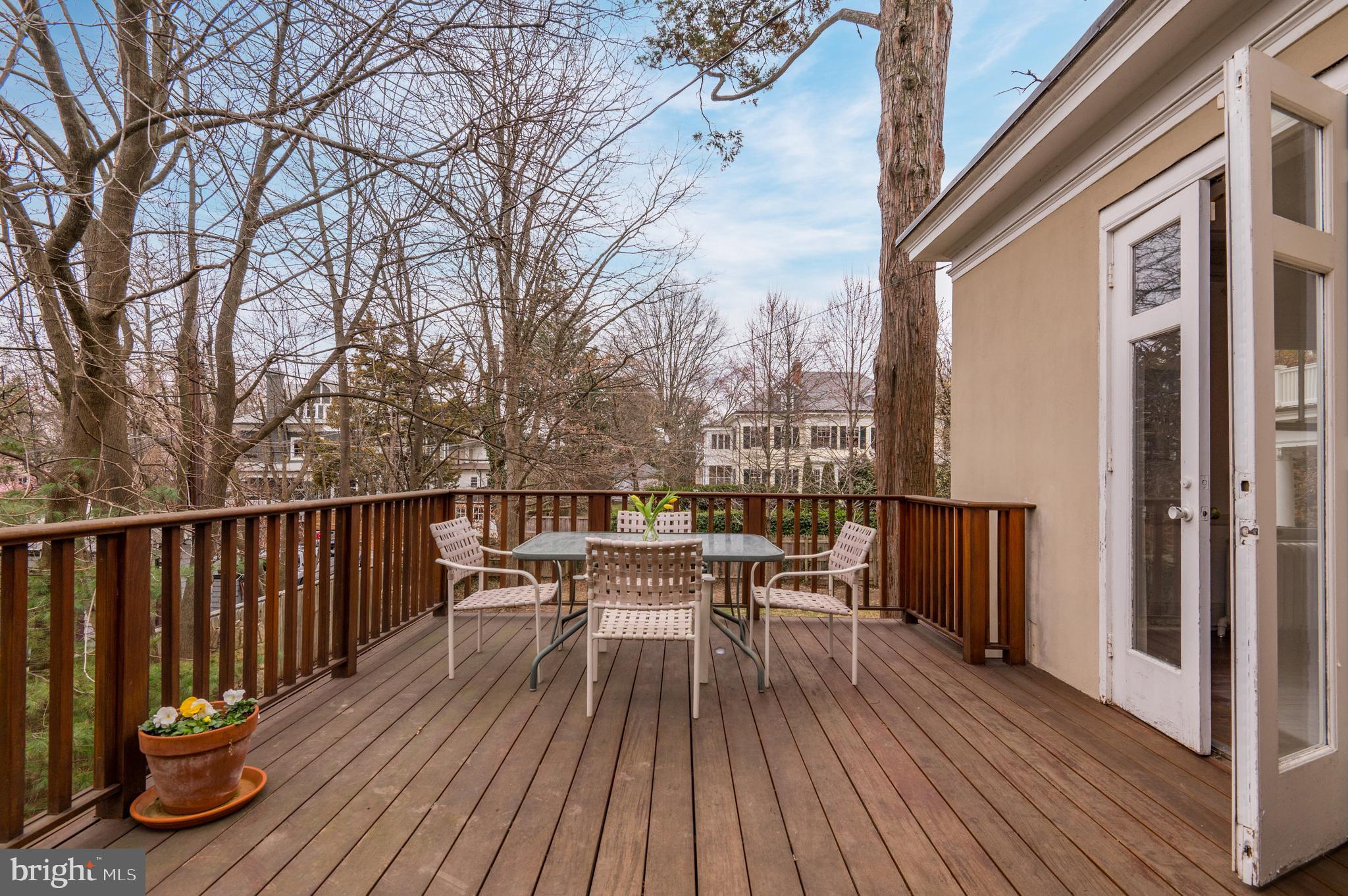 CHEVY CHASE - Residential