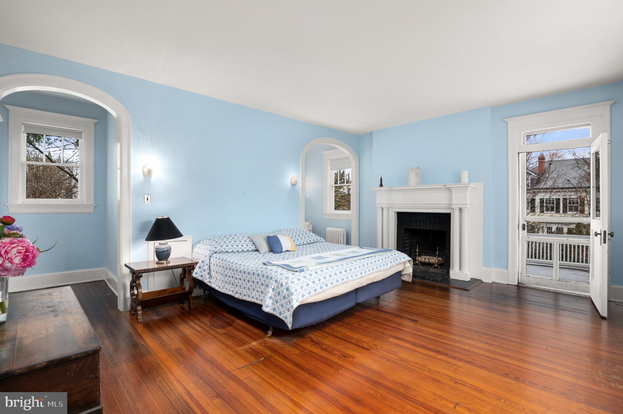 CHEVY CHASE - Residential