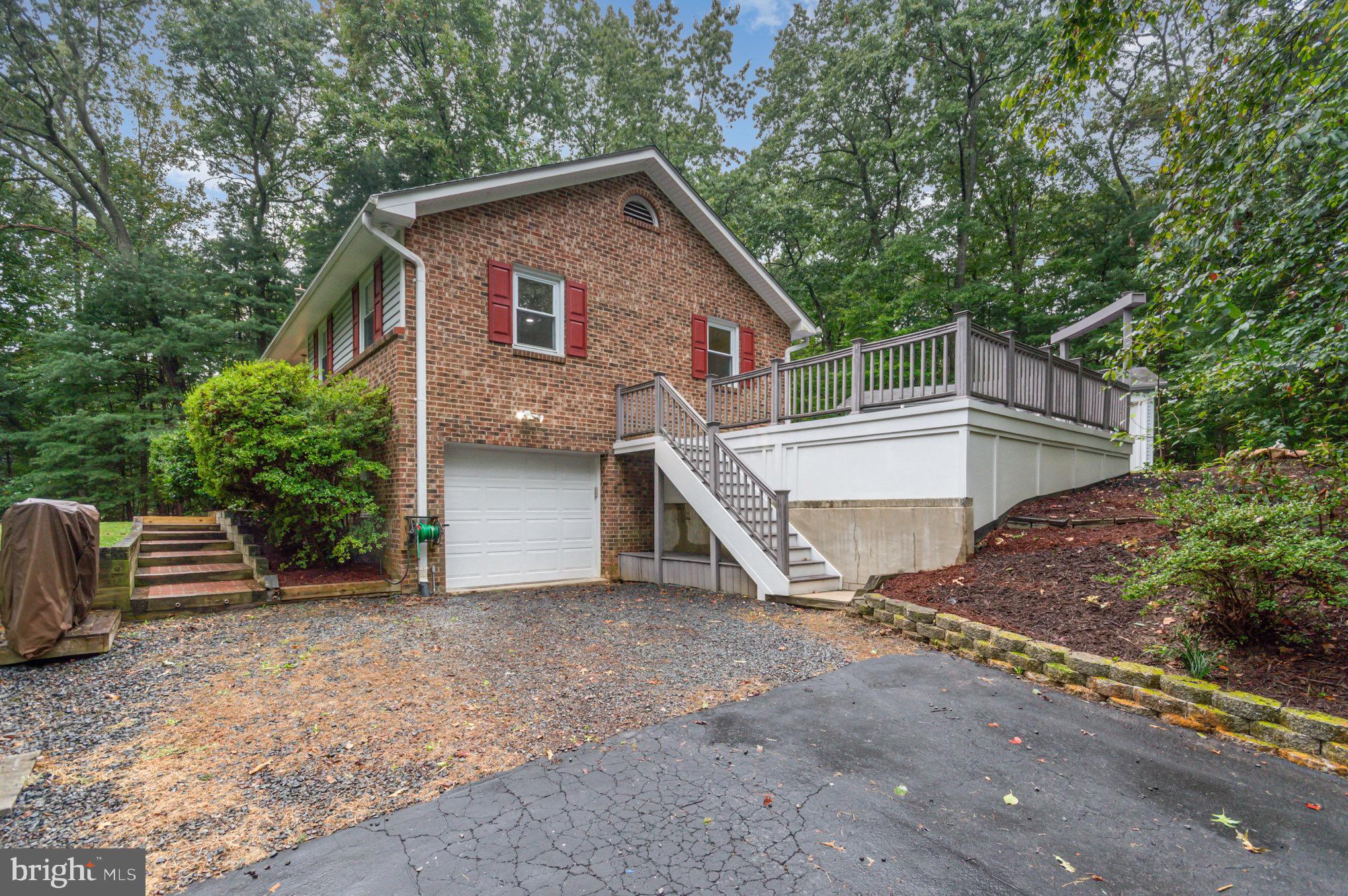 GAILA WOODS - Residential