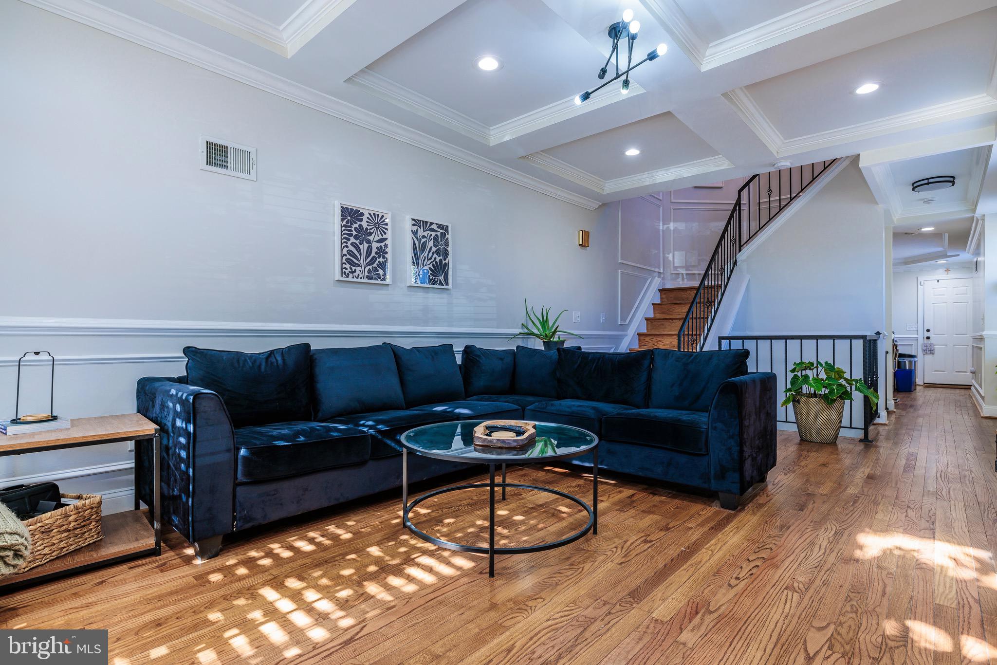 BALTIMORE HIGHLANDS - Residential Lease