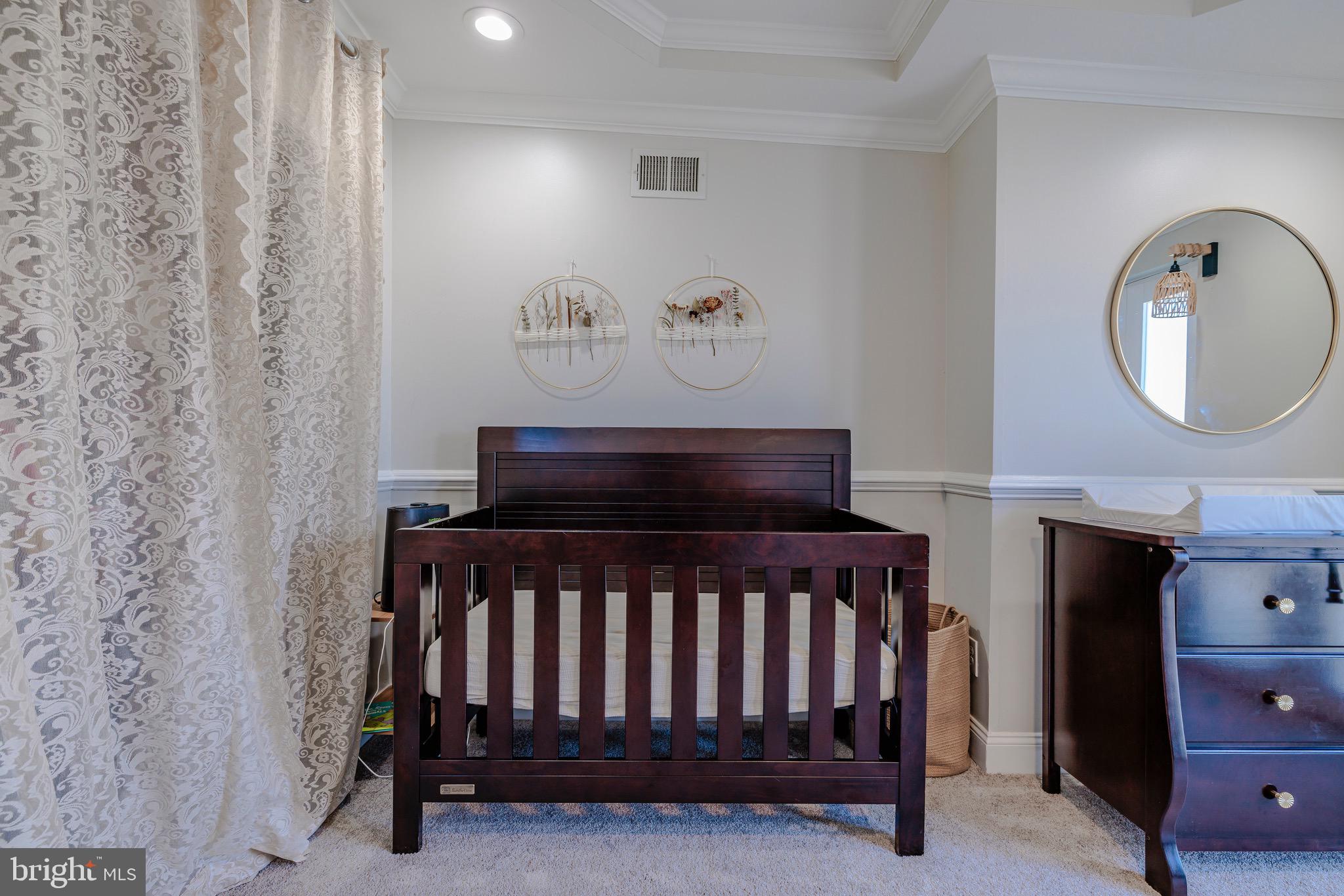 BALTIMORE HIGHLANDS - Residential Lease