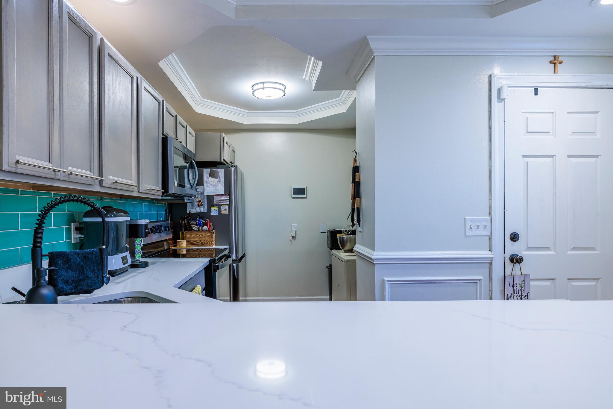 BALTIMORE HIGHLANDS - Residential Lease