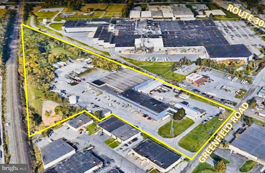 Industrial complex investment property consisting of multiple parcels, buildings and land area. Cap rate 6.5%.