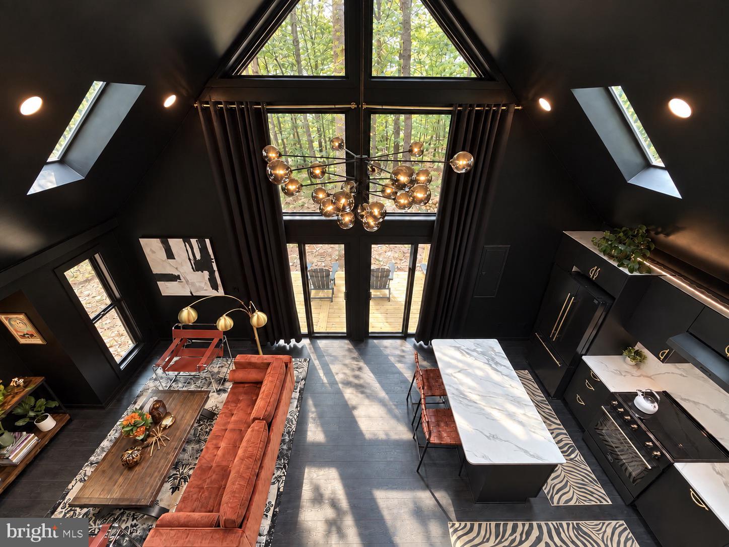 132 ALGONQUIN TRL TRAIL