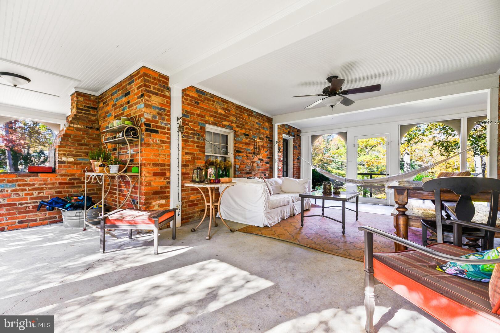 WILTON WOODS - Residential Lease