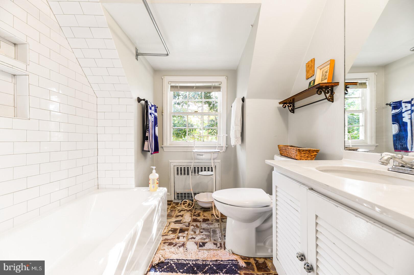 WILTON WOODS - Residential Lease