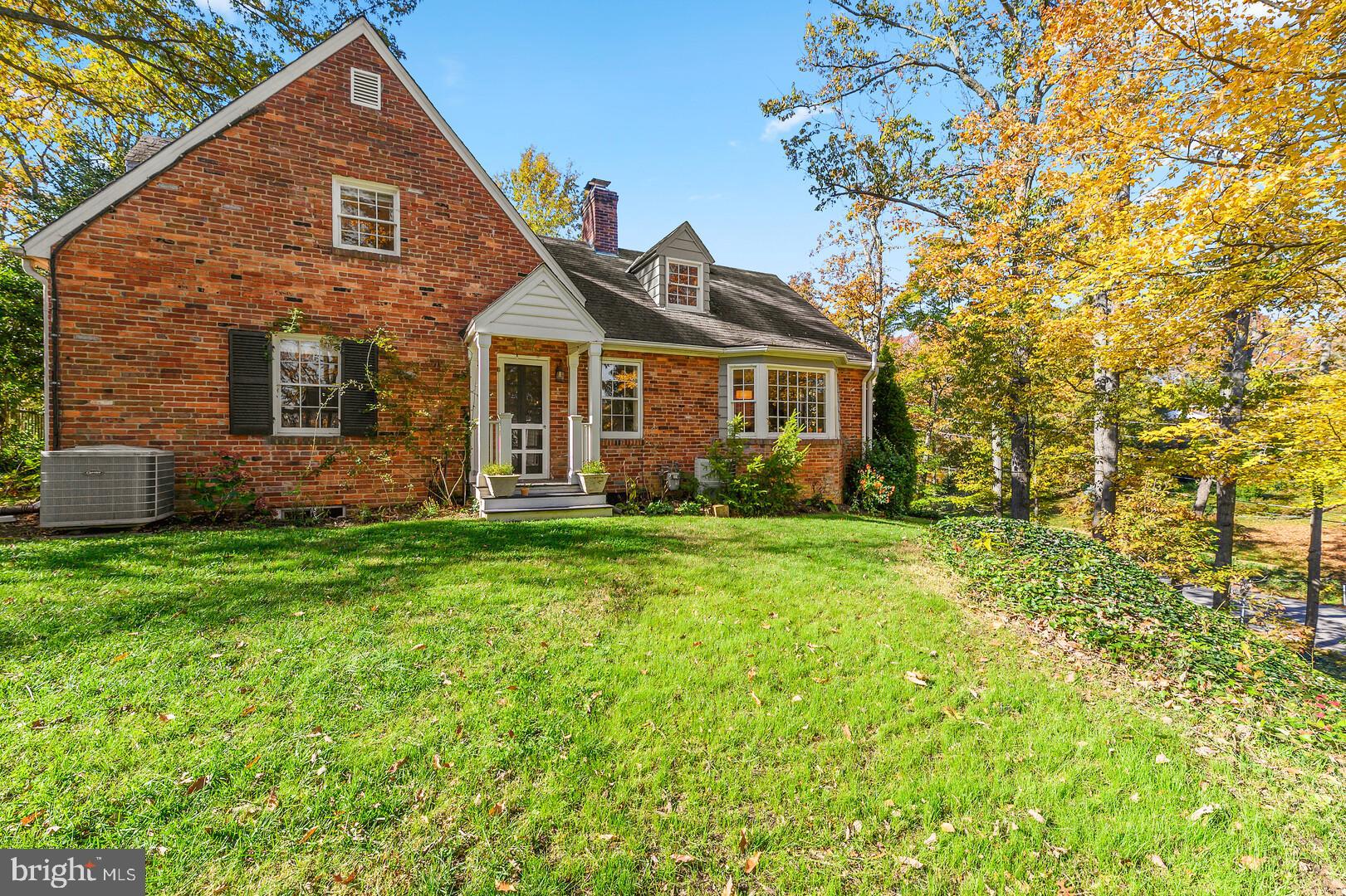 WILTON WOODS - Residential Lease