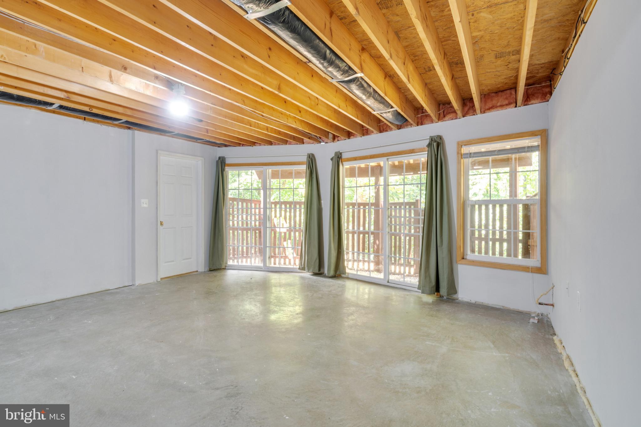 SHANNONDALE - Residential