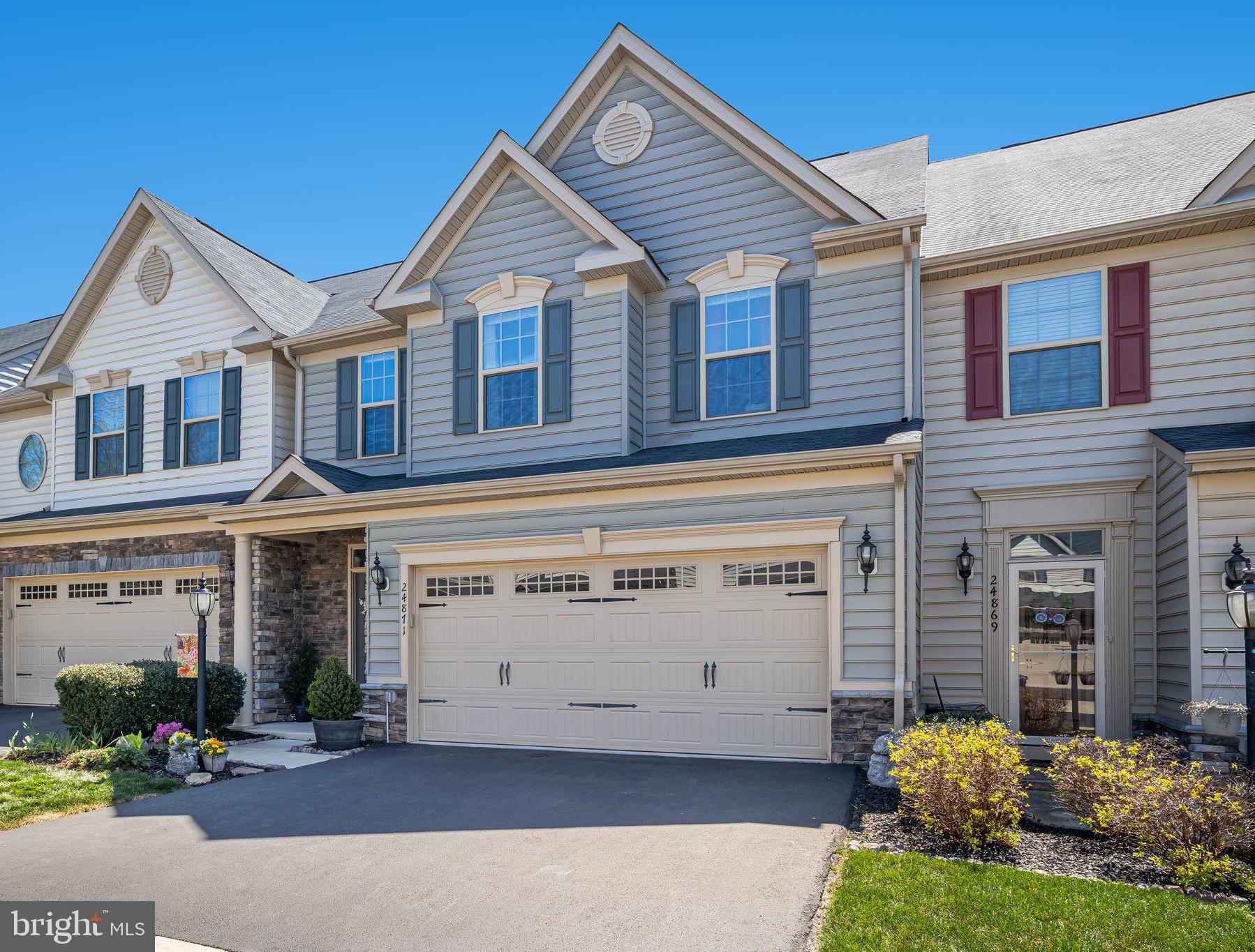 WEST RIDGE - Residential