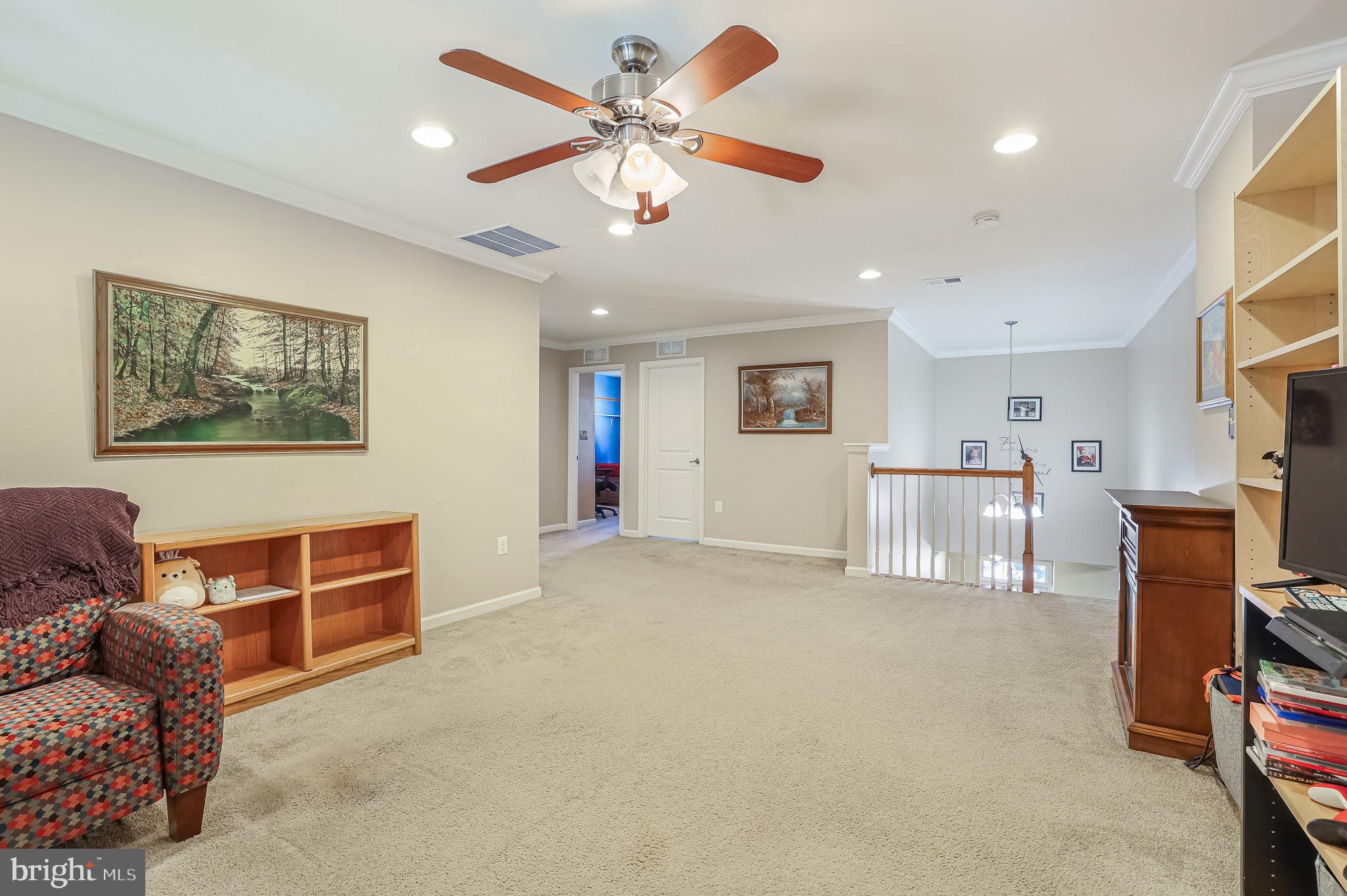 WEST RIDGE - Residential