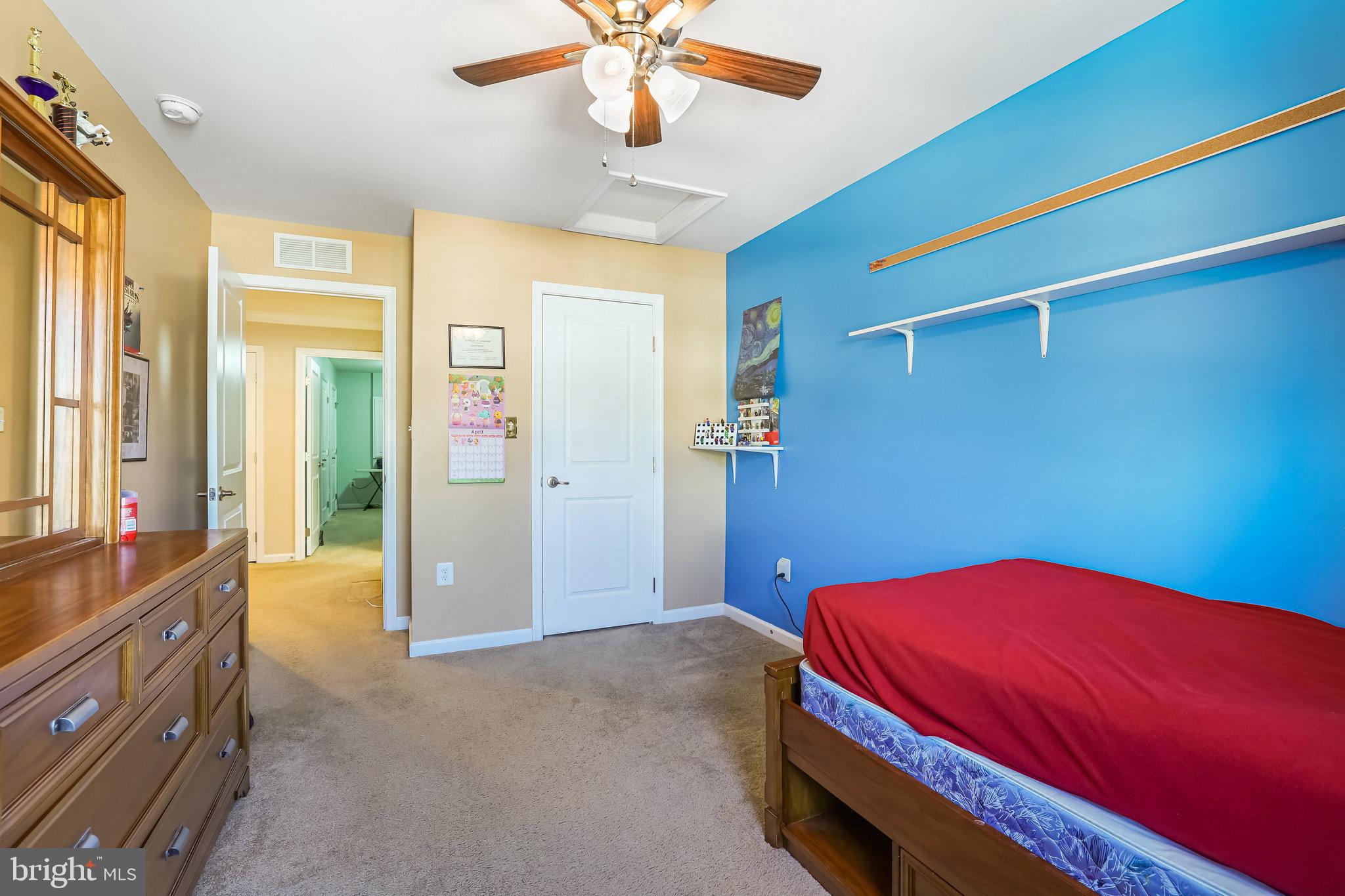 WEST RIDGE - Residential