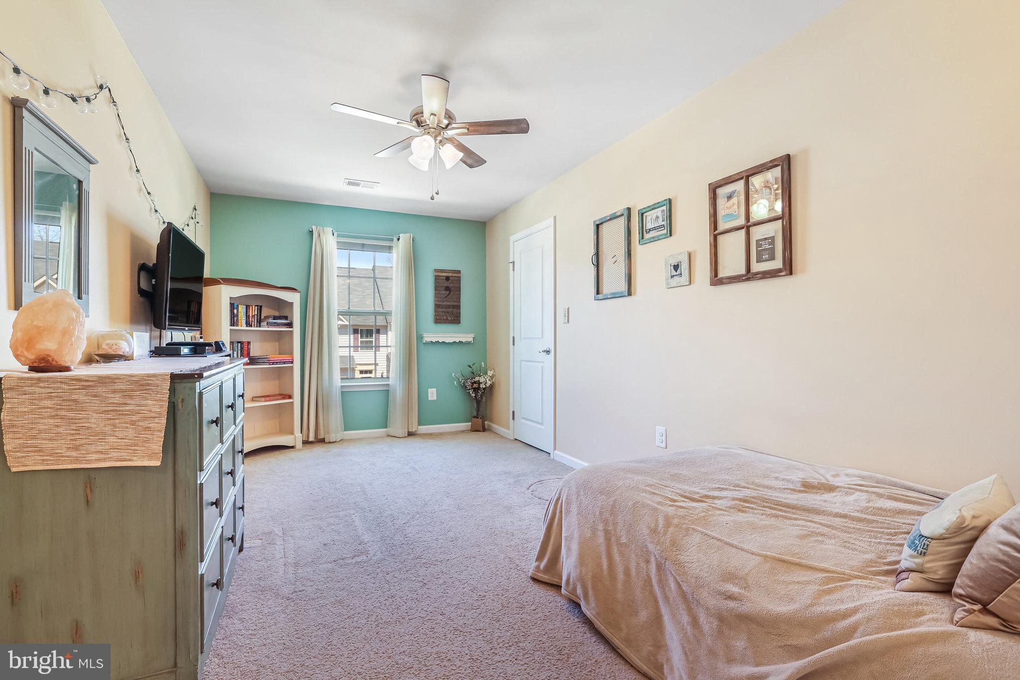 WEST RIDGE - Residential