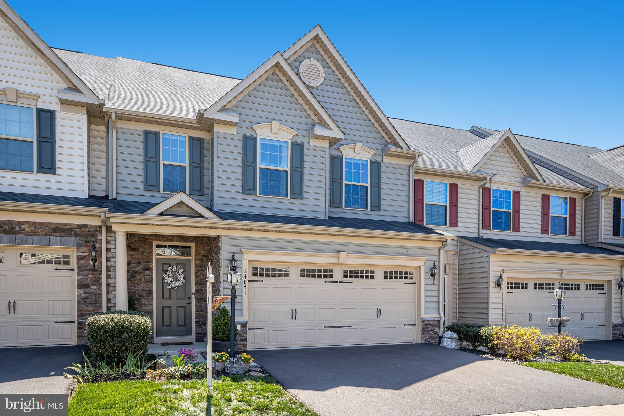 WEST RIDGE - Residential