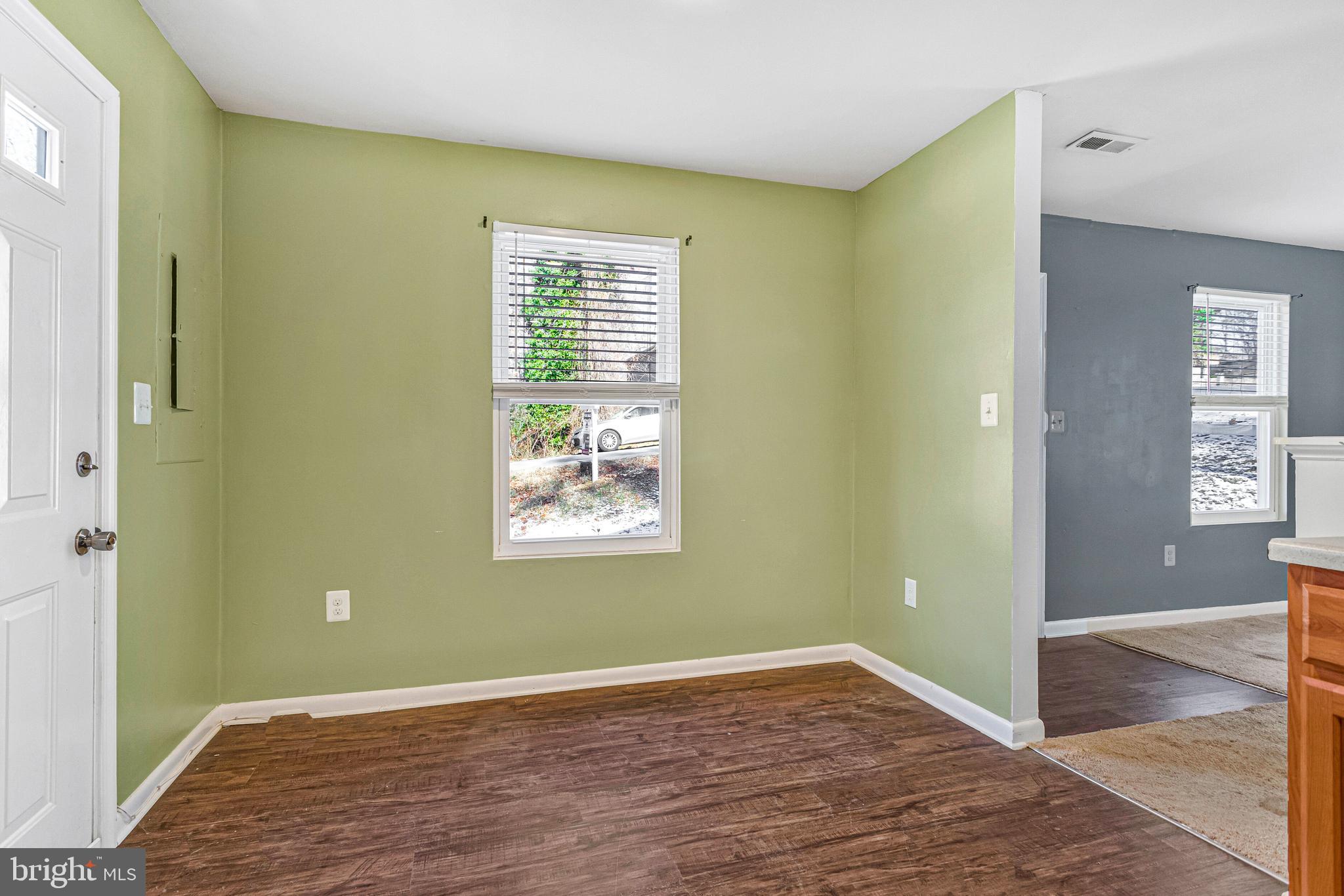 WHITE SANDS - Residential