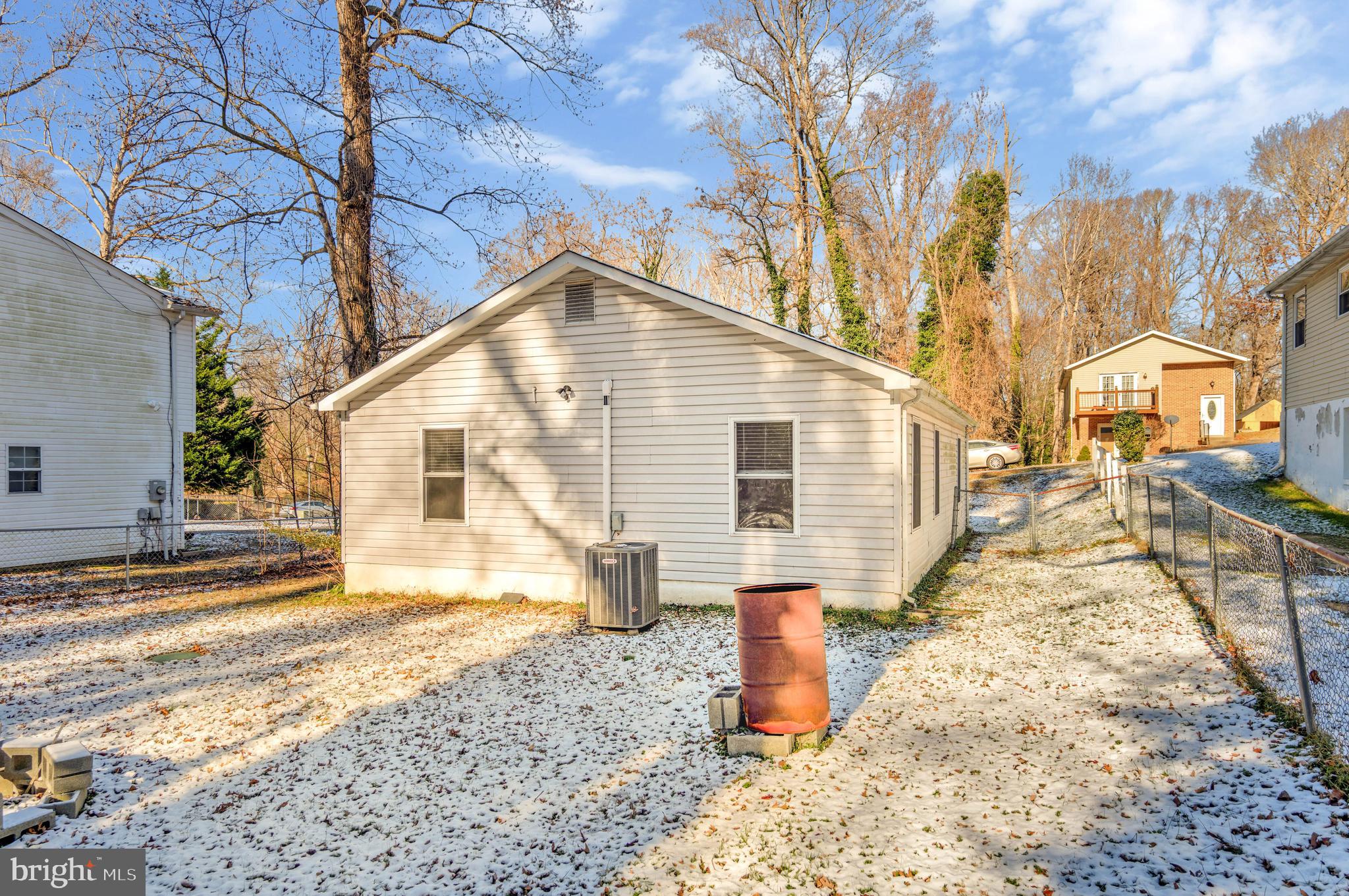 WHITE SANDS - Residential