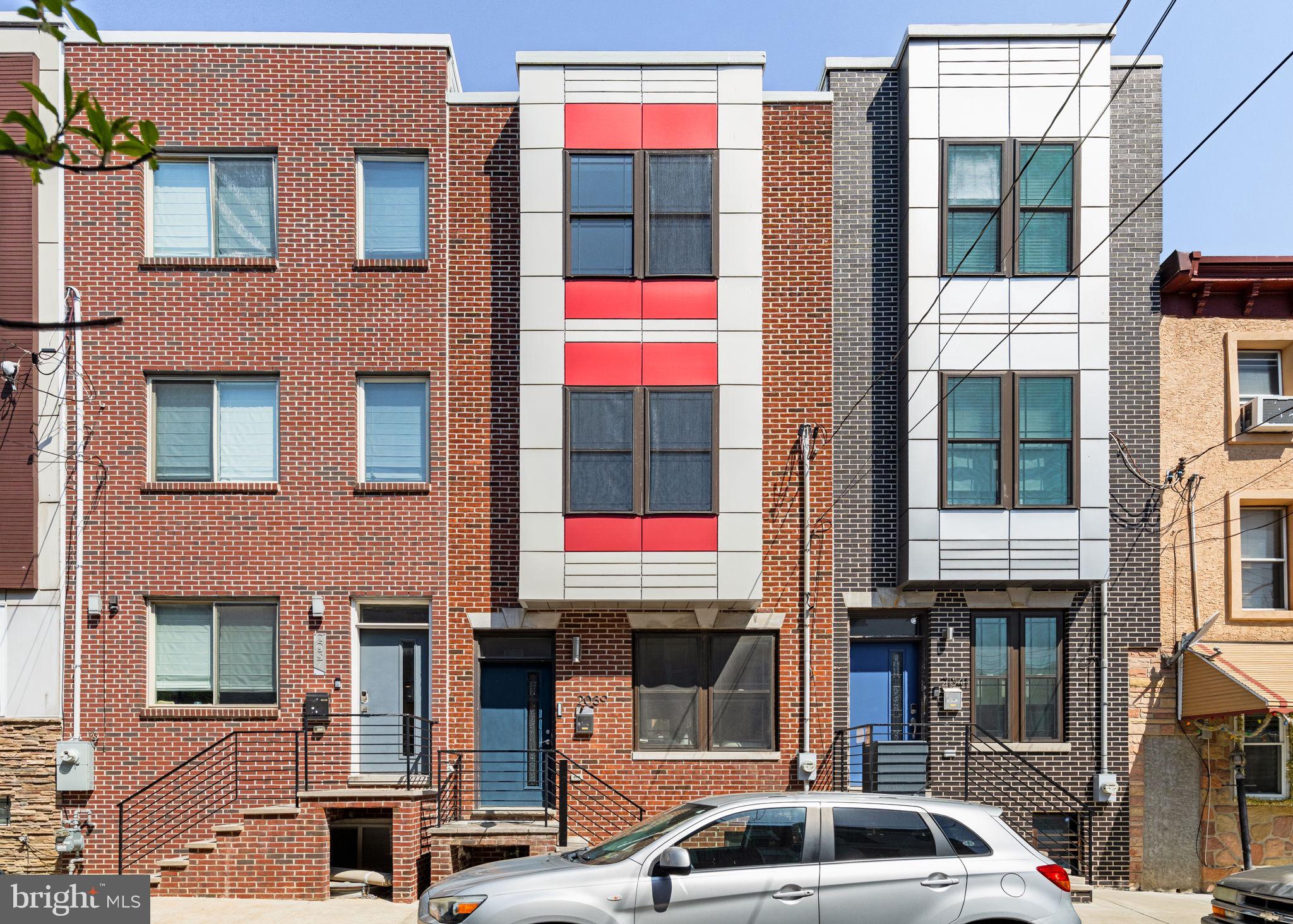 EAST KENSINGTON - Residential