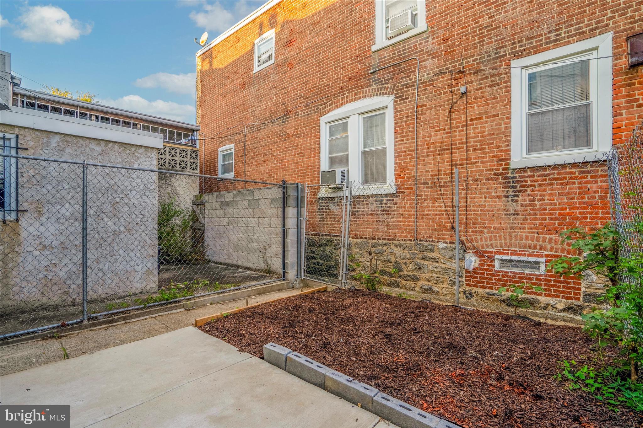 COBBS CREEK - Residential