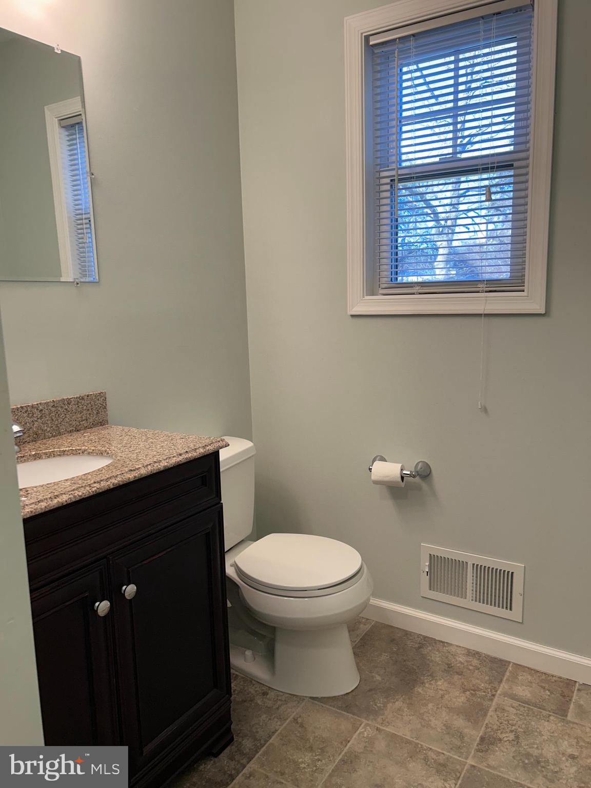 000 - Residential Lease