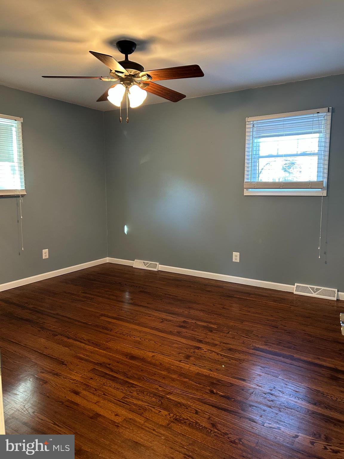 000 - Residential Lease