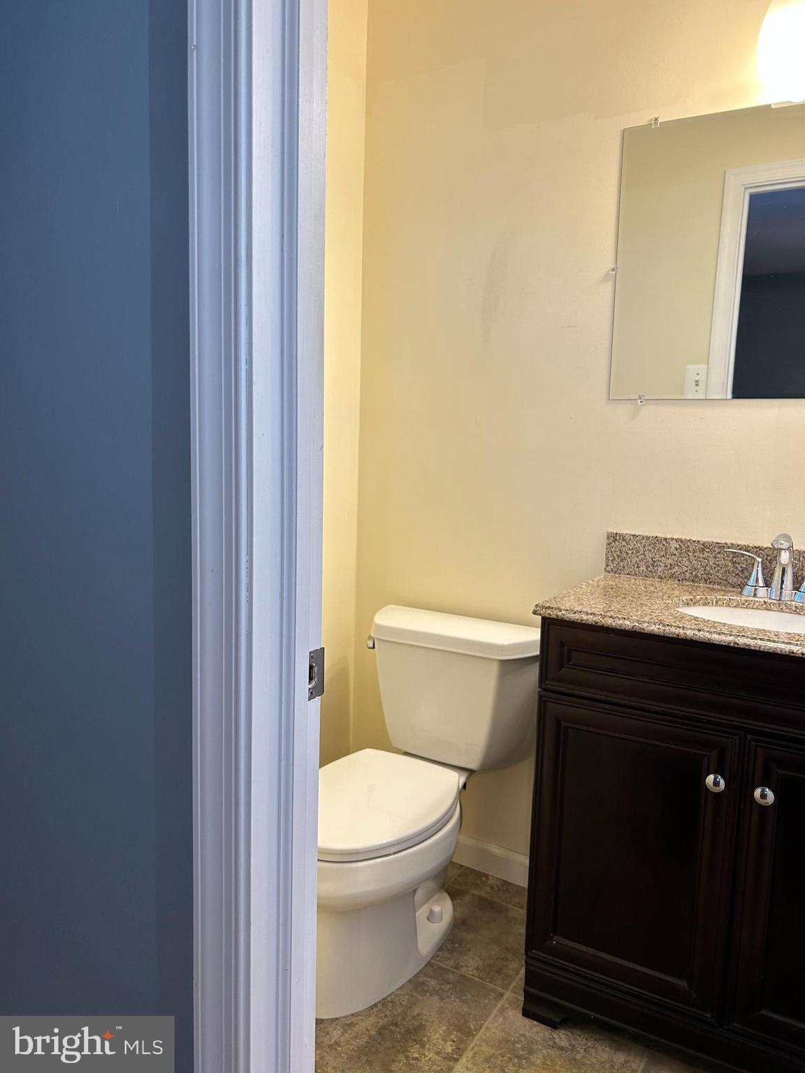 000 - Residential Lease