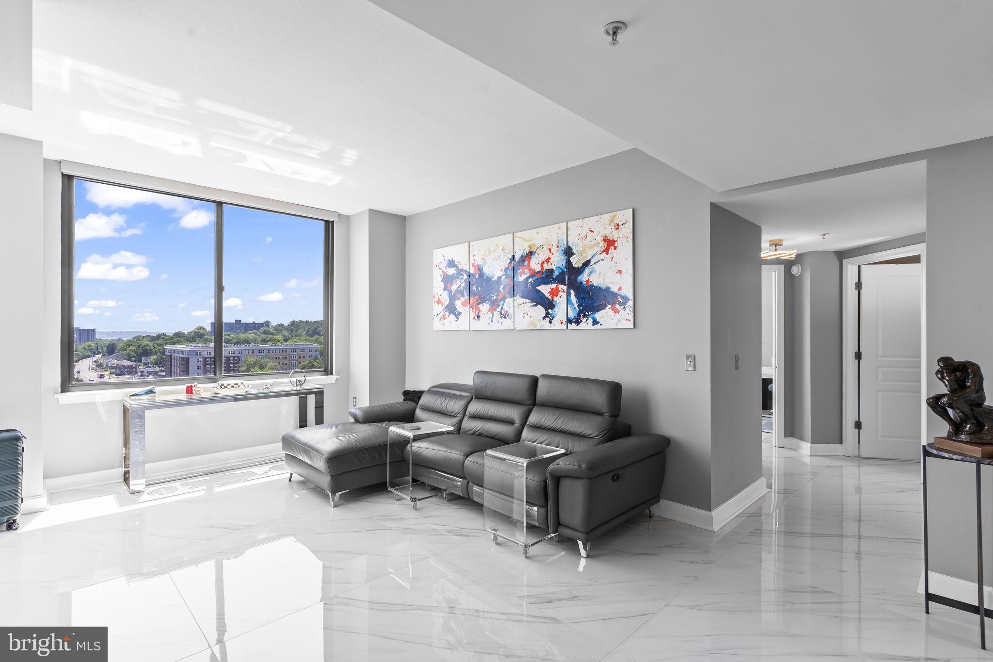 2451 MIDTOWN AVENUE 1315