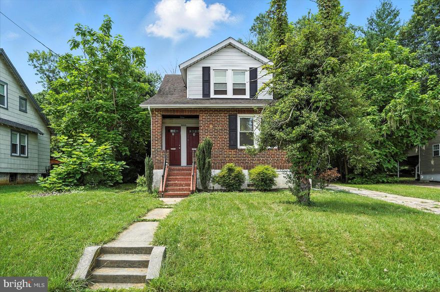 Build your real estate portfolio with this versatile single-family home, currently configured as two separate units but easily converted back to a traditional single-family layout. The property offers a total of five bedrooms and two bathrooms, with three bedrooms and one bathroom on the lower level, and two bedrooms and one bathroom on the upper level.
 This flexible setup makes it ideal for investors seeking rental income or homeowners looking for multi-generational living arrangements. The home is being sold strictly as-is, where-is, with no access to the interior prior to closing. Buyer will be responsible for assuming the existing tenants. This is a unique opportunity to own a property with strong long-term potential.