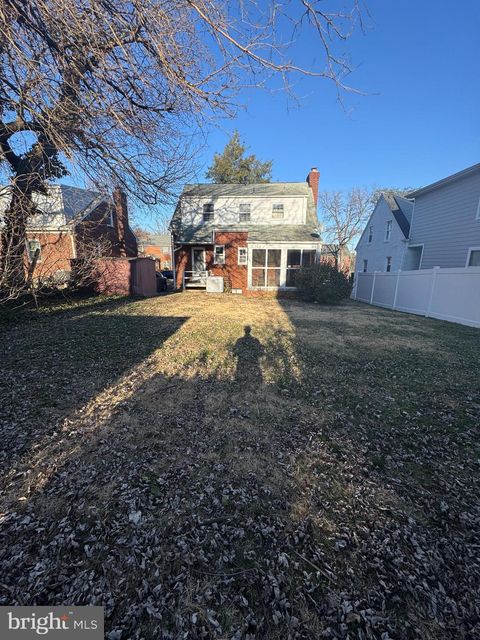 22 N GARFIELD STREET ARLINGTON VA 22201