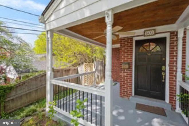8413 SPENCER COURT