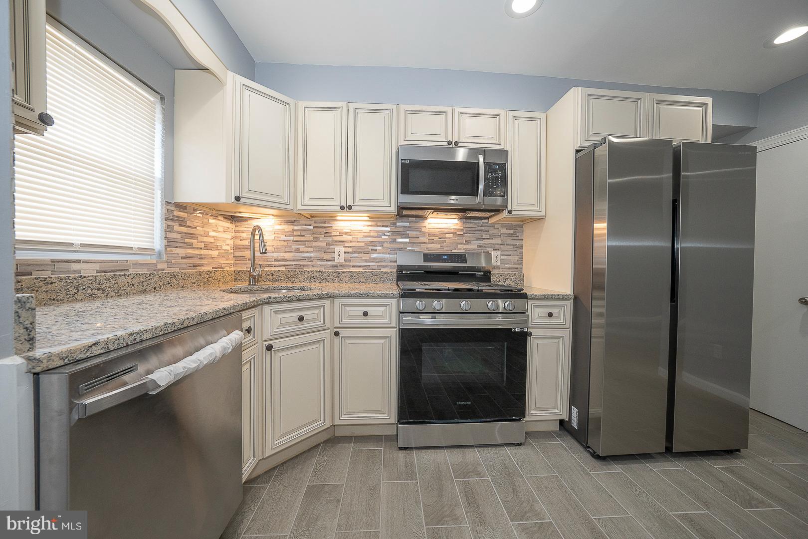 STONEHURST - Residential