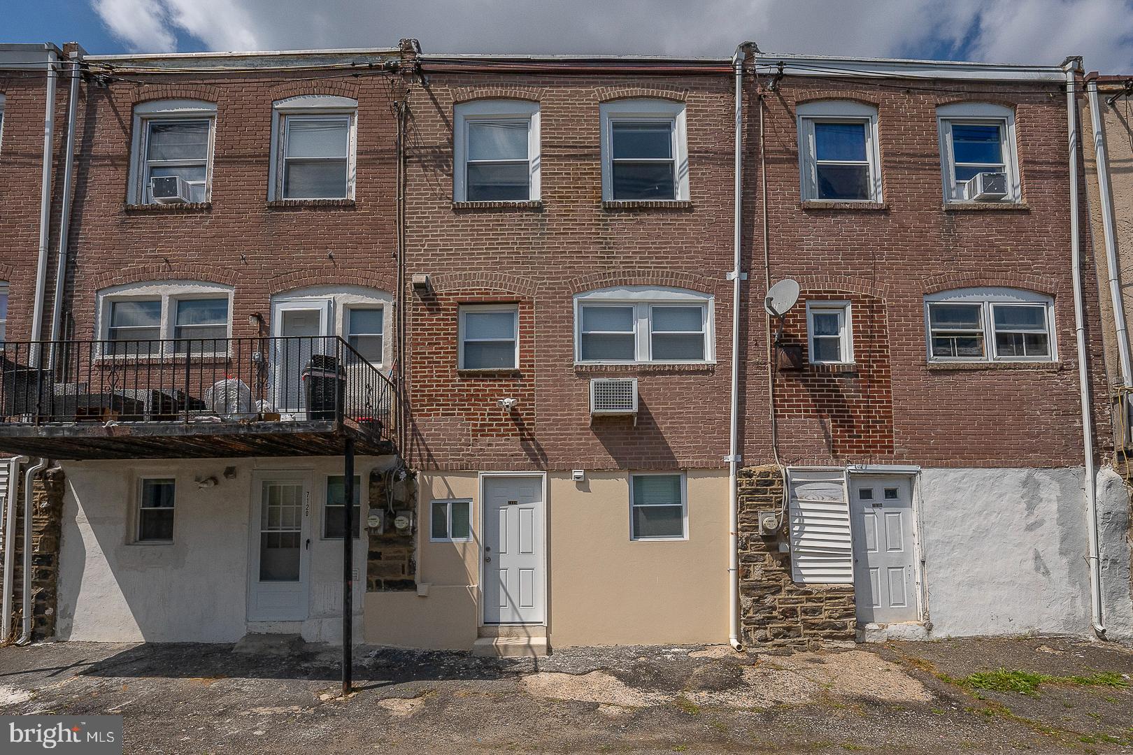 STONEHURST - Residential