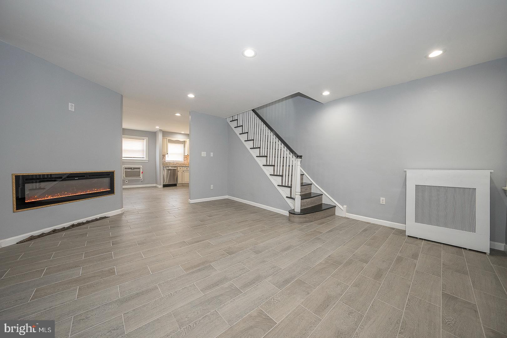 STONEHURST - Residential