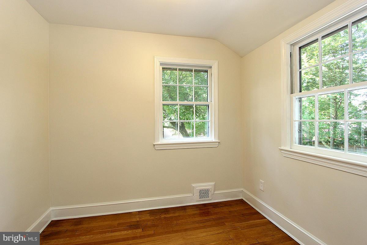 COUNTRY CLUB PARK - Residential