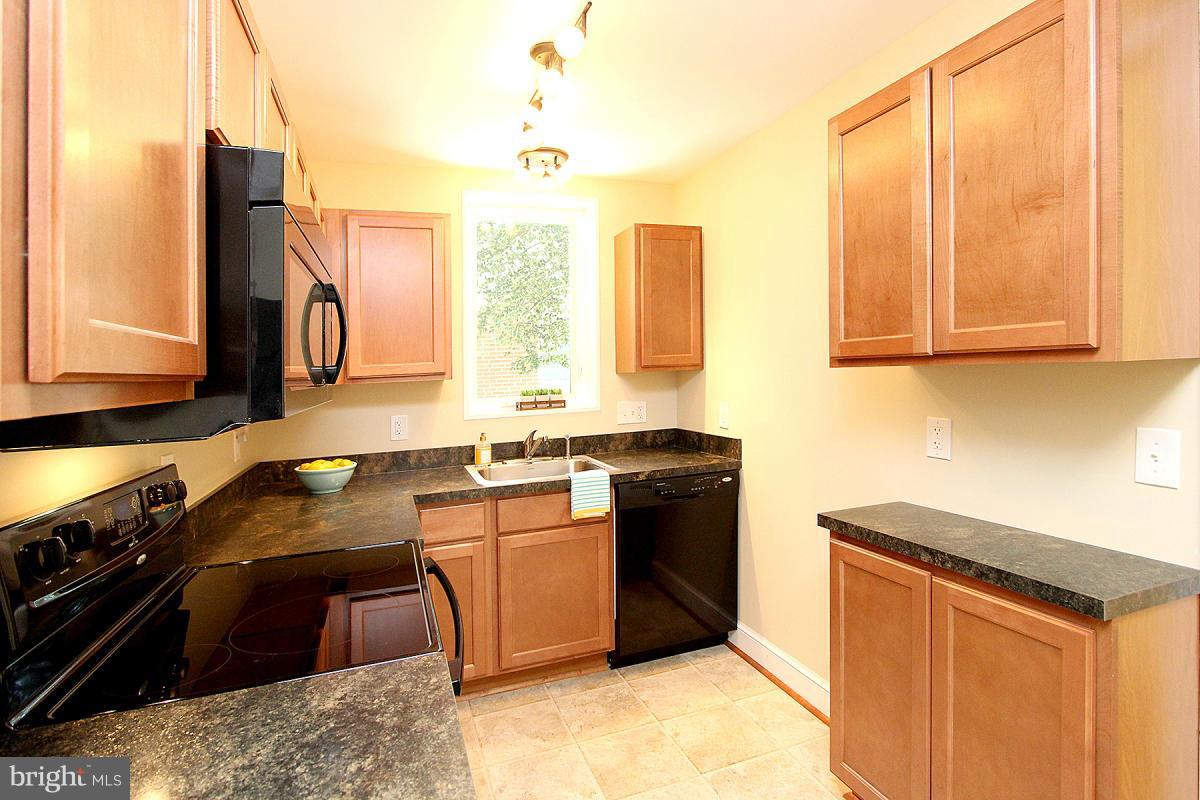 COUNTRY CLUB PARK - Residential