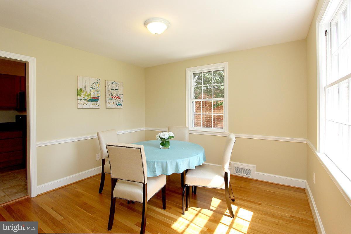 COUNTRY CLUB PARK - Residential