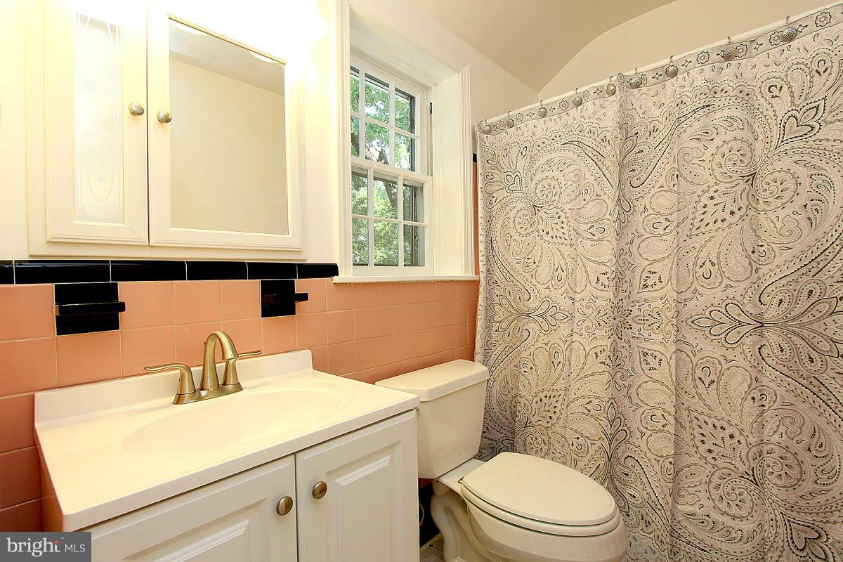 COUNTRY CLUB PARK - Residential