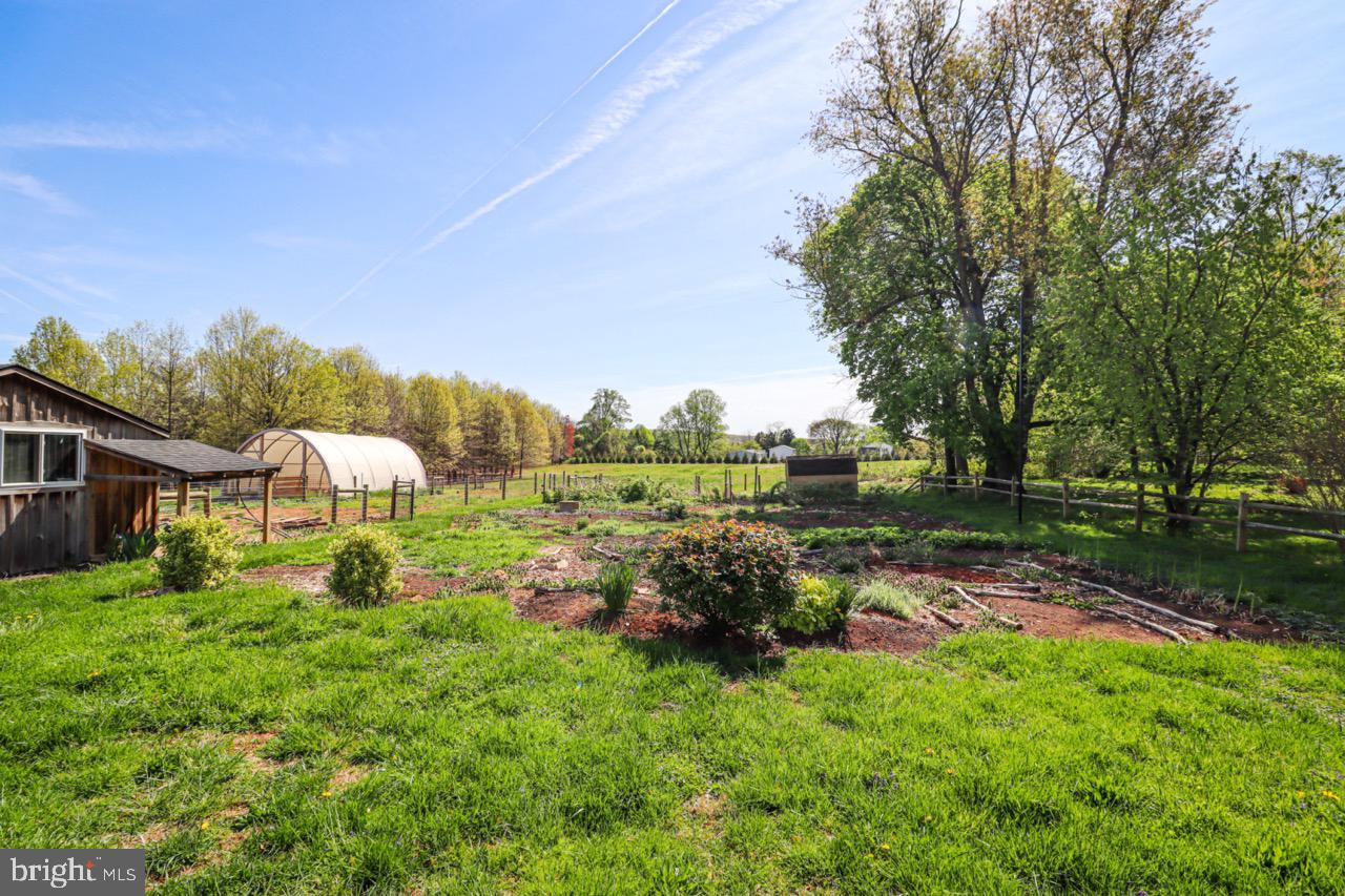750 BELL MANOR ROAD
