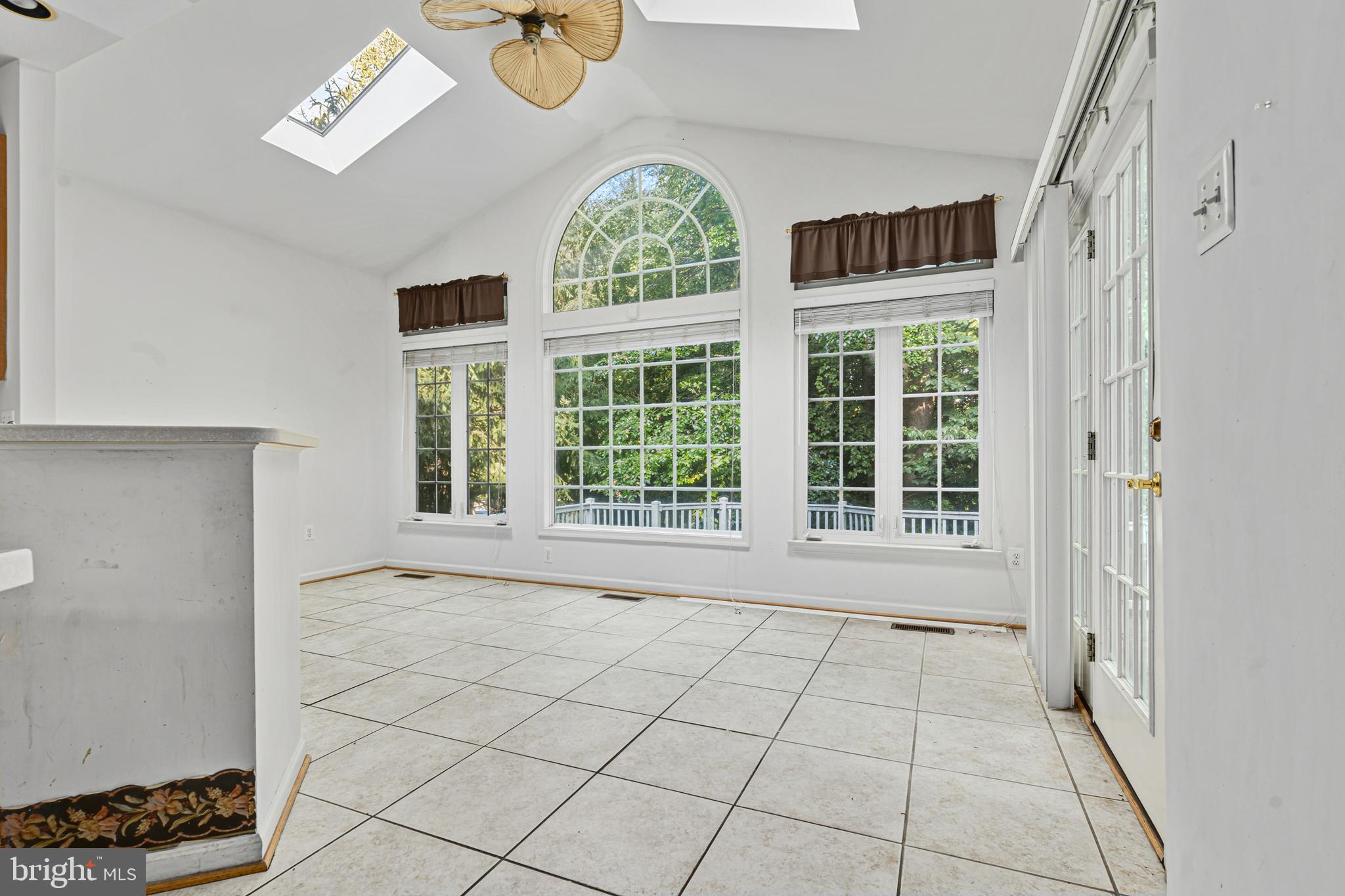 HONEYGO RIDGE - Residential