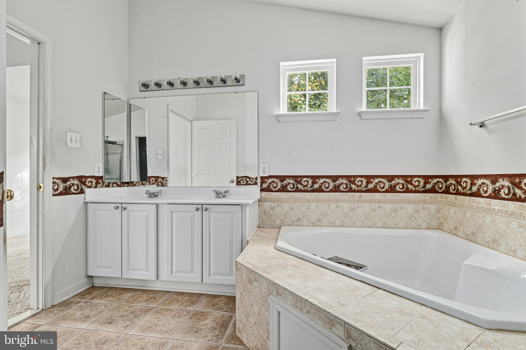 HONEYGO RIDGE - Residential