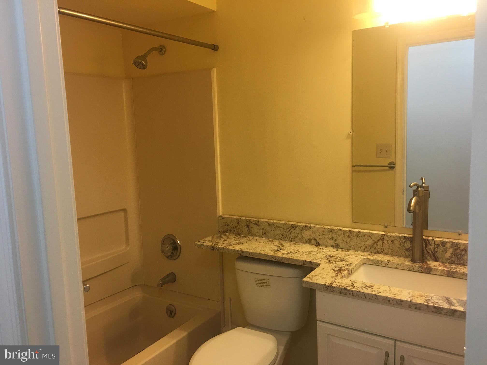 MONTGOMERY RUN - Residential Lease