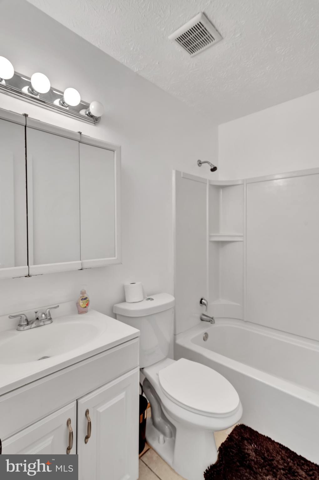 ROLLING FOREST - Residential