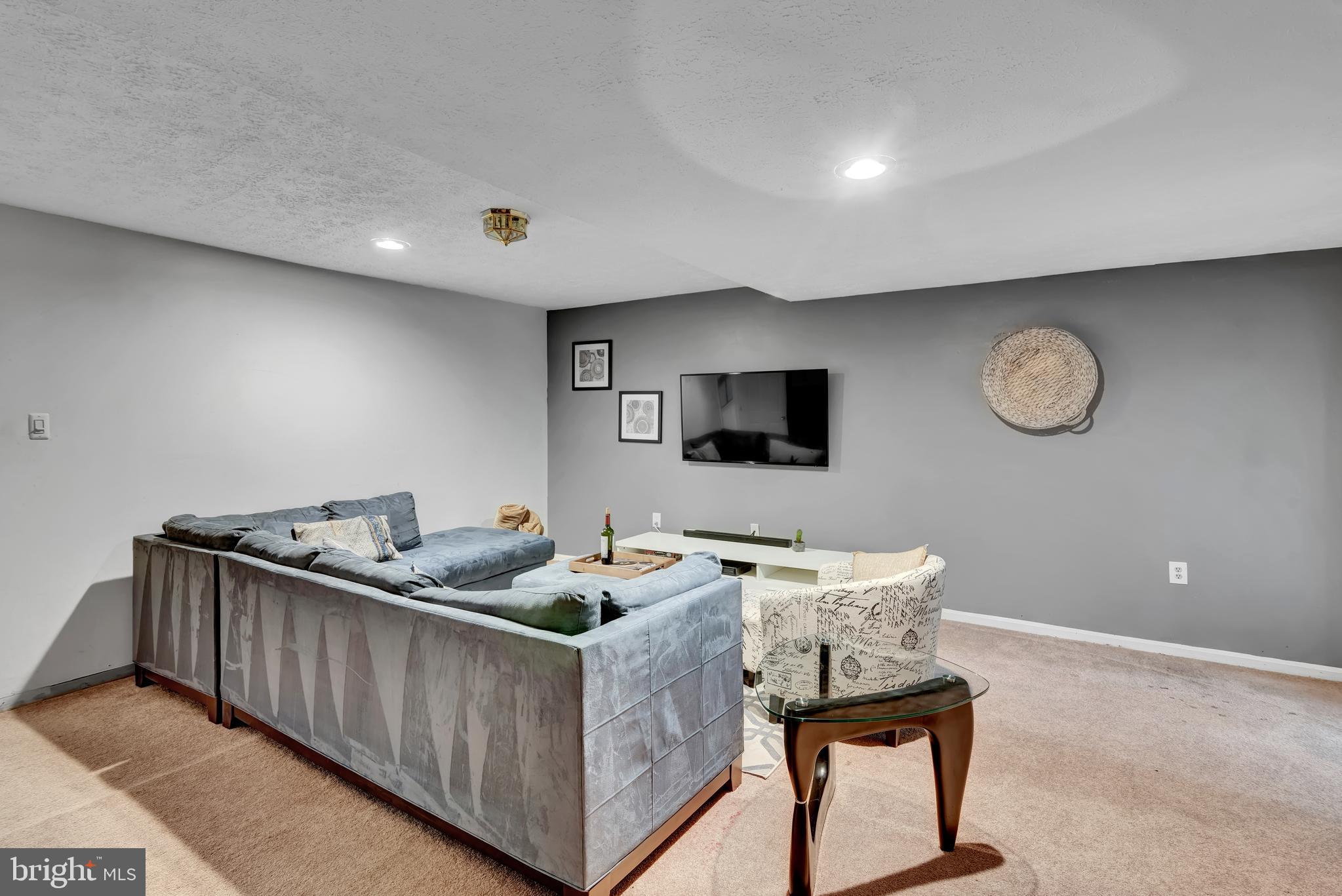 ROLLING FOREST - Residential