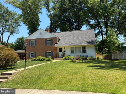 Photo of 8505 Stable Drive, ALEXANDRIA, VA 22308 (MLS # VAFX2316774)