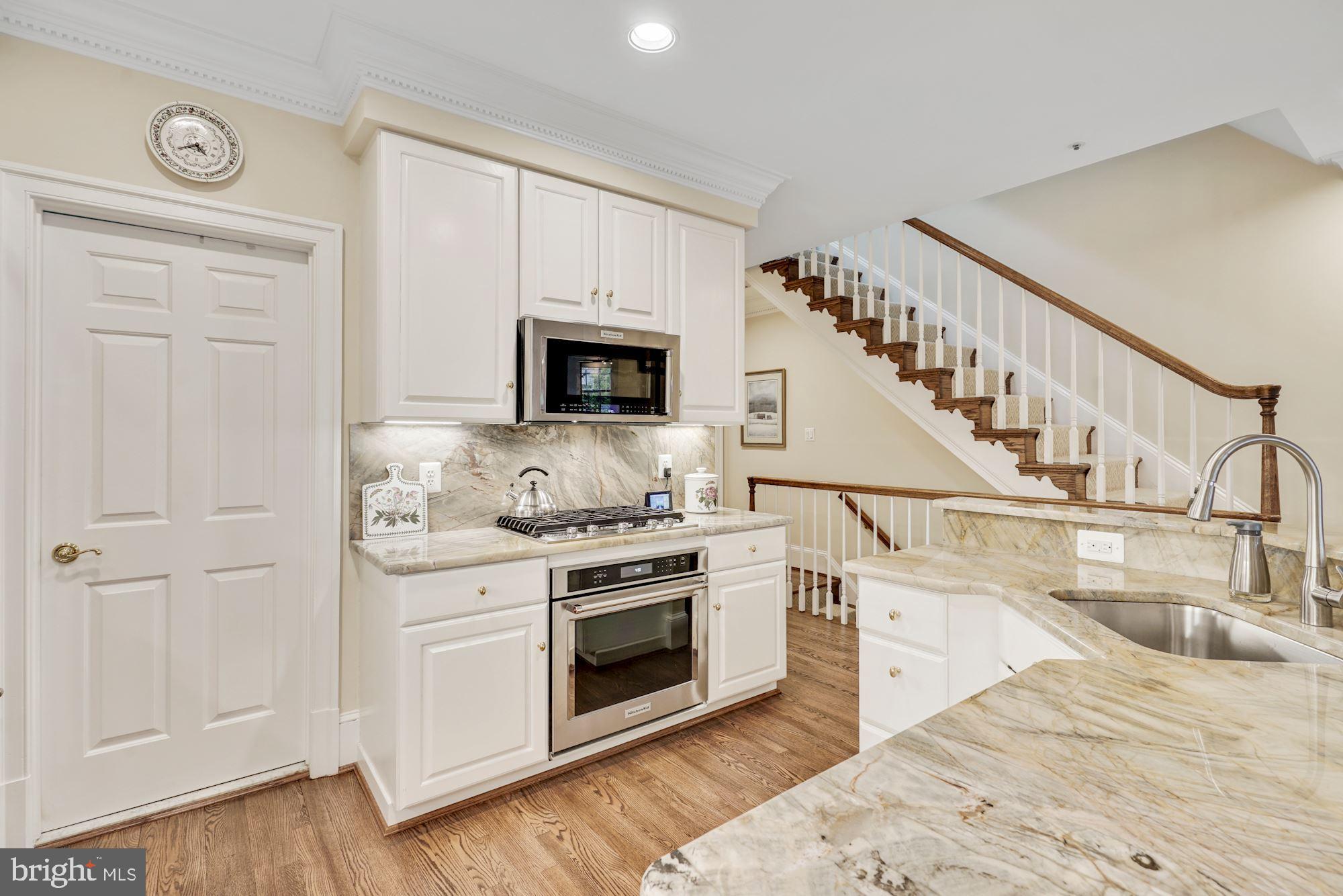 HARBORSIDE - Residential