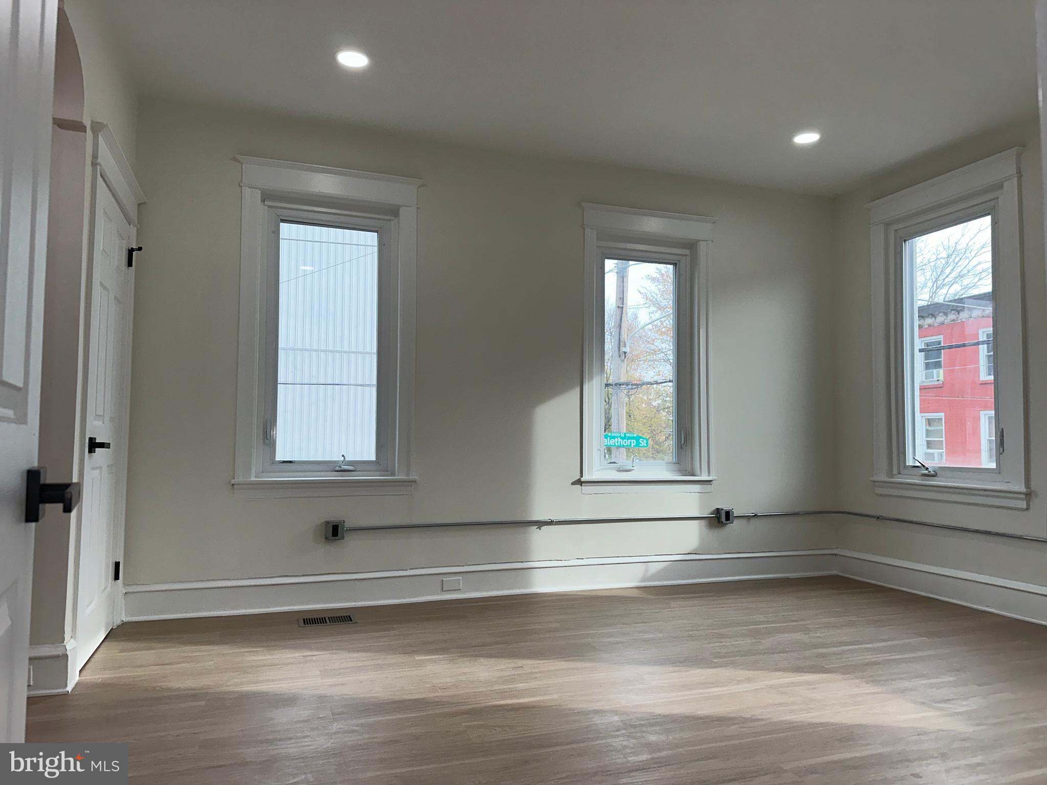 OLDE KENSINGTON - Residential