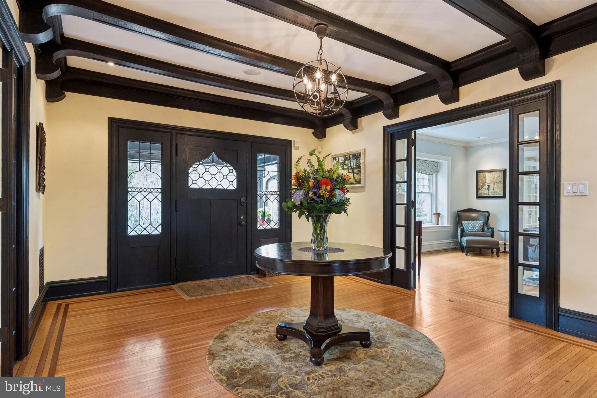 CHESTNUT HILL - Residential